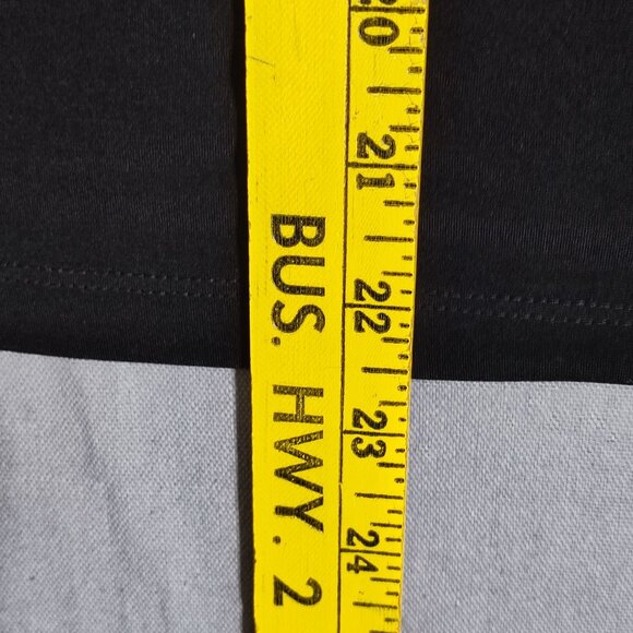 Anne Klein sleeveless blouse women's sz S black with gold decoration on shoulder - Picture 12 of 12